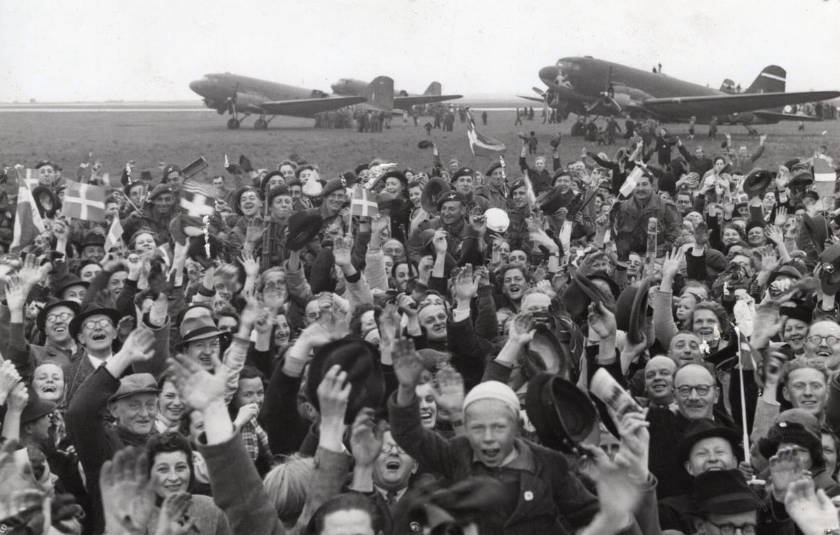 80 years ago today, they secured our freedom. Today, we honour their legacy.
Thank you to all Second World War veterans who inspire our service to the nation. #VEDay80 #ThankYouVeterans
British airborne forces flew into Denmark and Norway from 5th May 1945 to take the surrender