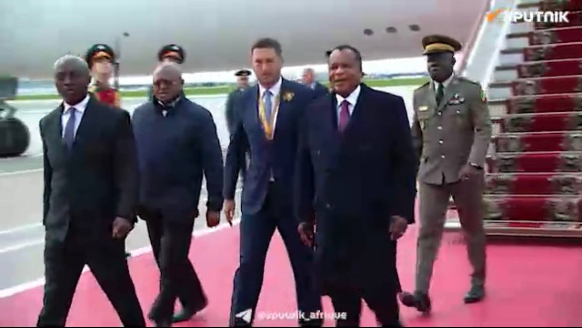 S.E.M. Denis Sassou-Nguesso, Président de la République du Congo, est arrivé à Moscou pour participer aux célébrations du 80ème anniversaire de la Victoire dans la Grande Guerre Patriotique.
Reportage vidéo sur l'arrivée du Président congolais: t.me/AmbRussieRCong…