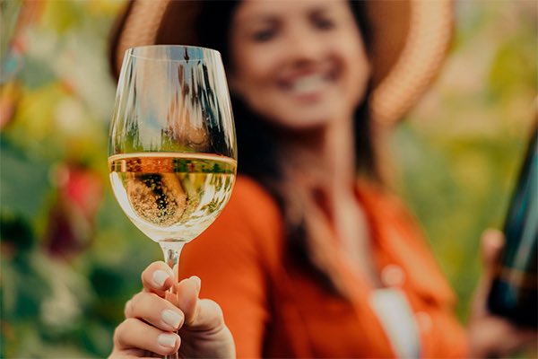 La Primavera del Cava, el festival enoturístic imprescindible per gaudir del maig entre vinyes

tastantcatalunya.cat/actualitat/la-…