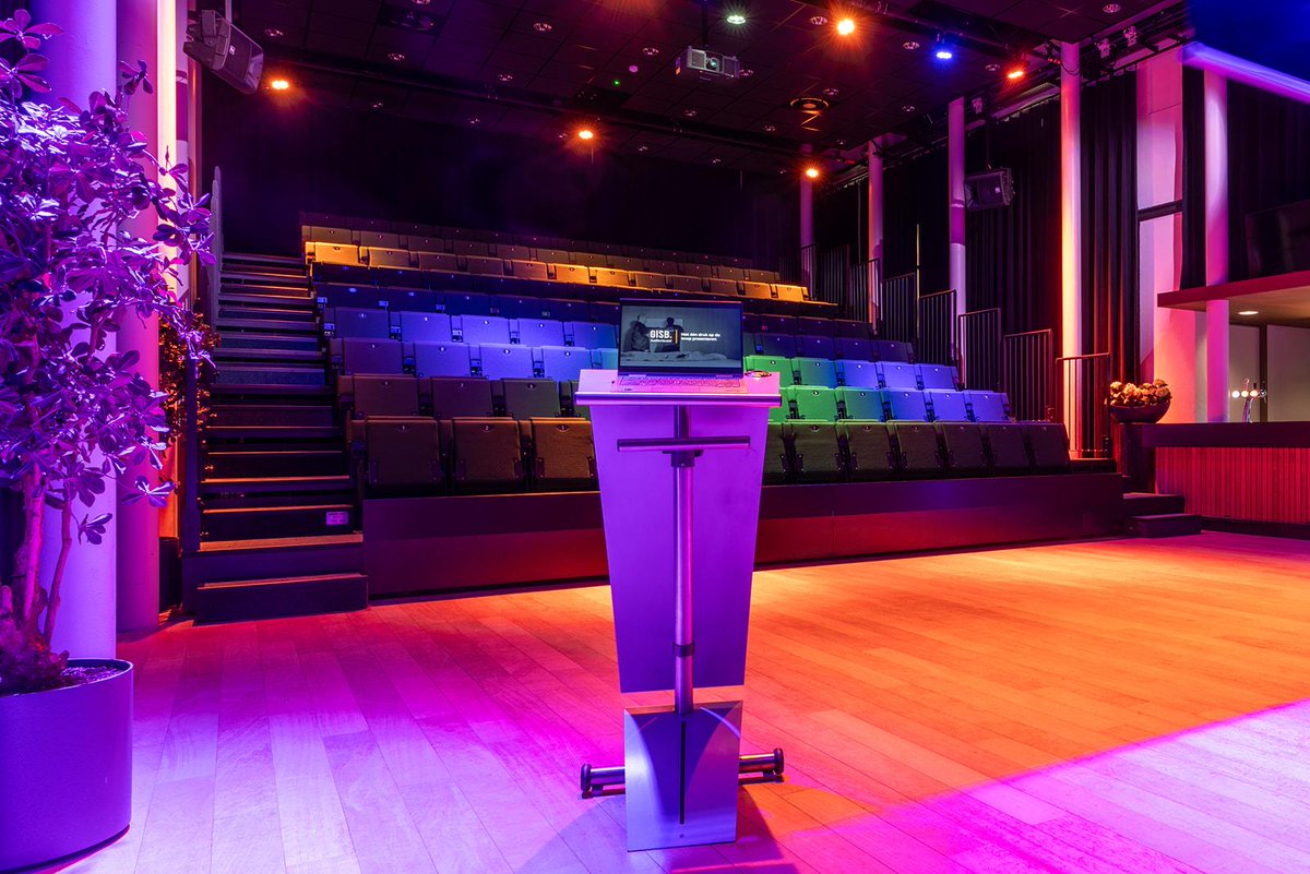 Installed by GISB Audiovisueel, the multifunctional #HartvanHapert now shines with #PROLIGHTS lighting supplied by @fullAVL, elevating every event with versatile uplighters, tunable whites and vivid LED effects.

🔗 Read the full article here: prolights.it/news/635/