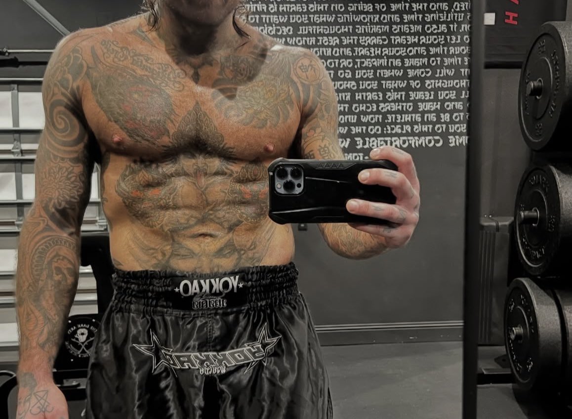 The Coffin cant confine me! ❃ NOT@AleisterBlack tweet media