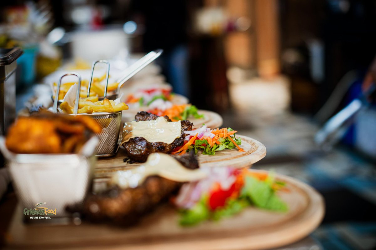 Hello Friend’s !
Quand l’assiette parle toute seule… on ne peut que  kiffer.

We love good vibes.

⸻