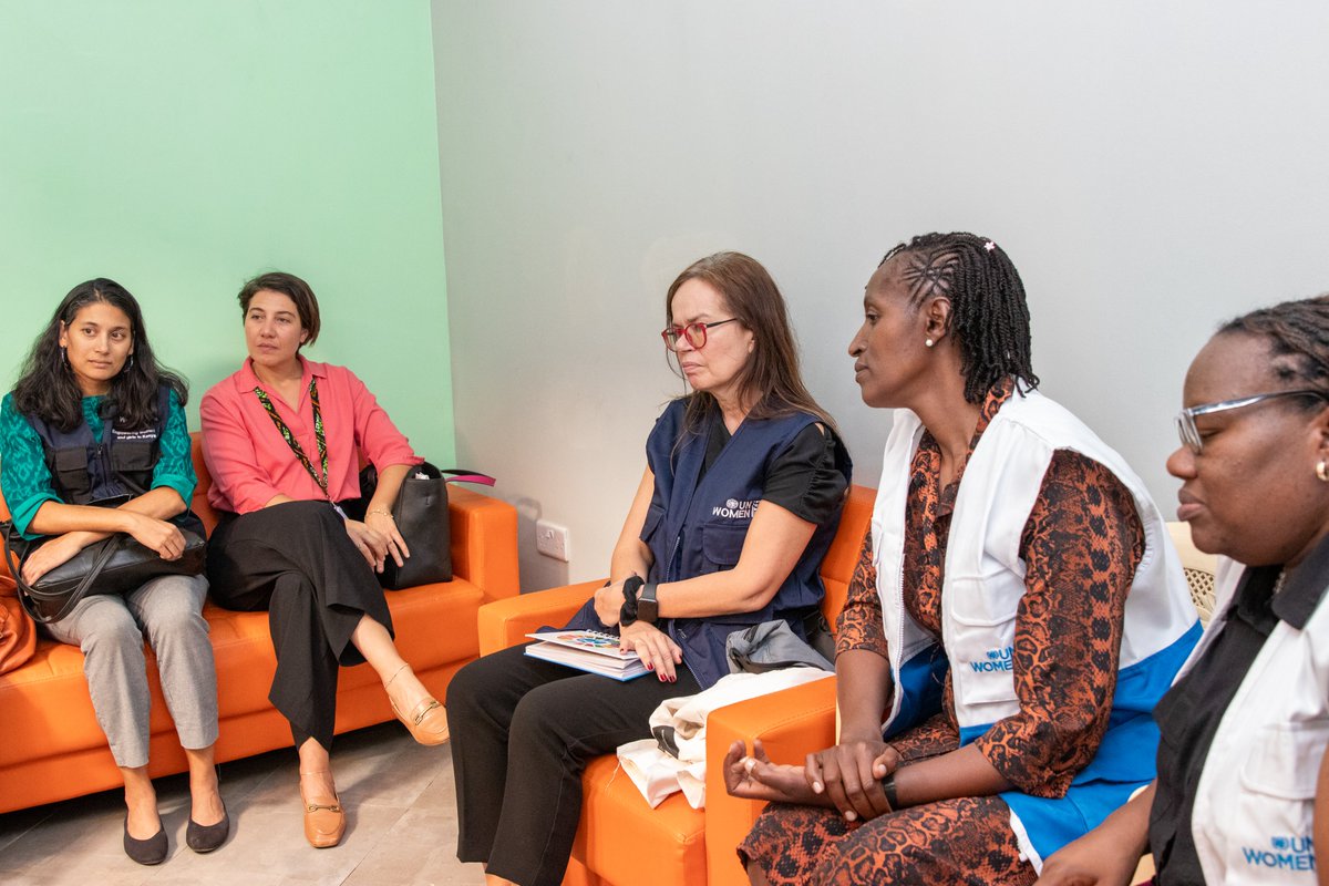 UN Women Africa (@unwomenafrica) on Twitter photo Providing emotional support for survivors is a top priority and <a href="/CREAWKenya/">CREAW Kenya</a> demonstrates how they work meticulously and with compassion to provide safe spaces at their center
#MentalHealthMatters #ACTtoEndViolence #EVAW Providing emotional support for survivors is a top priority and <a href="/CREAWKenya/">CREAW Kenya</a> demonstrates how they work meticulously and with compassion to provide safe spaces at their center
#MentalHealthMatters #ACTtoEndViolence #EVAW