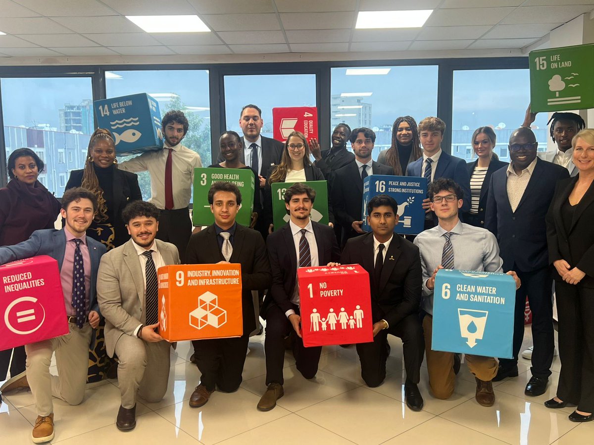 We were inspired by students from <a href="/KingsAtWestern/">King's at Western</a> who visited us at <a href="/UNDP/">UN Development</a> #RSCA to learn and exchange ideas on climate, gender equality and the future of development.

Sharp minds. Relevant questions. Good conversation.