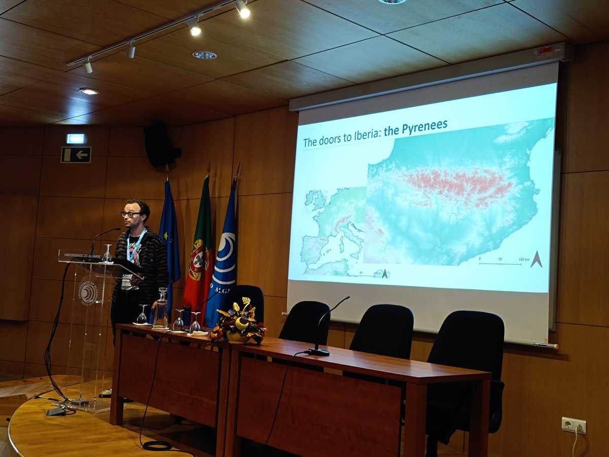 SPEGEOCHERT_ERC_StG (@erc_spegeochert) on Twitter photo Last month our postdoc <a href="/QuartziteArch/">QuartziteArch</a> was in the 66th Annual Meeting of the Hugo Obermaier Society presenting the results of the fieldworks done to recover and analyse Chalosse cherts Last month our postdoc <a href="/QuartziteArch/">QuartziteArch</a> was in the 66th Annual Meeting of the Hugo Obermaier Society presenting the results of the fieldworks done to recover and analyse Chalosse cherts