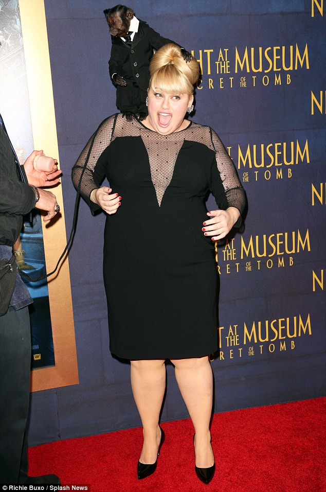NMfansonly's tweet photo. Rebel Wilson and Cristal serving stinky cunt at the #MetGala2025 https://t.co/WtJn4Lo9OF