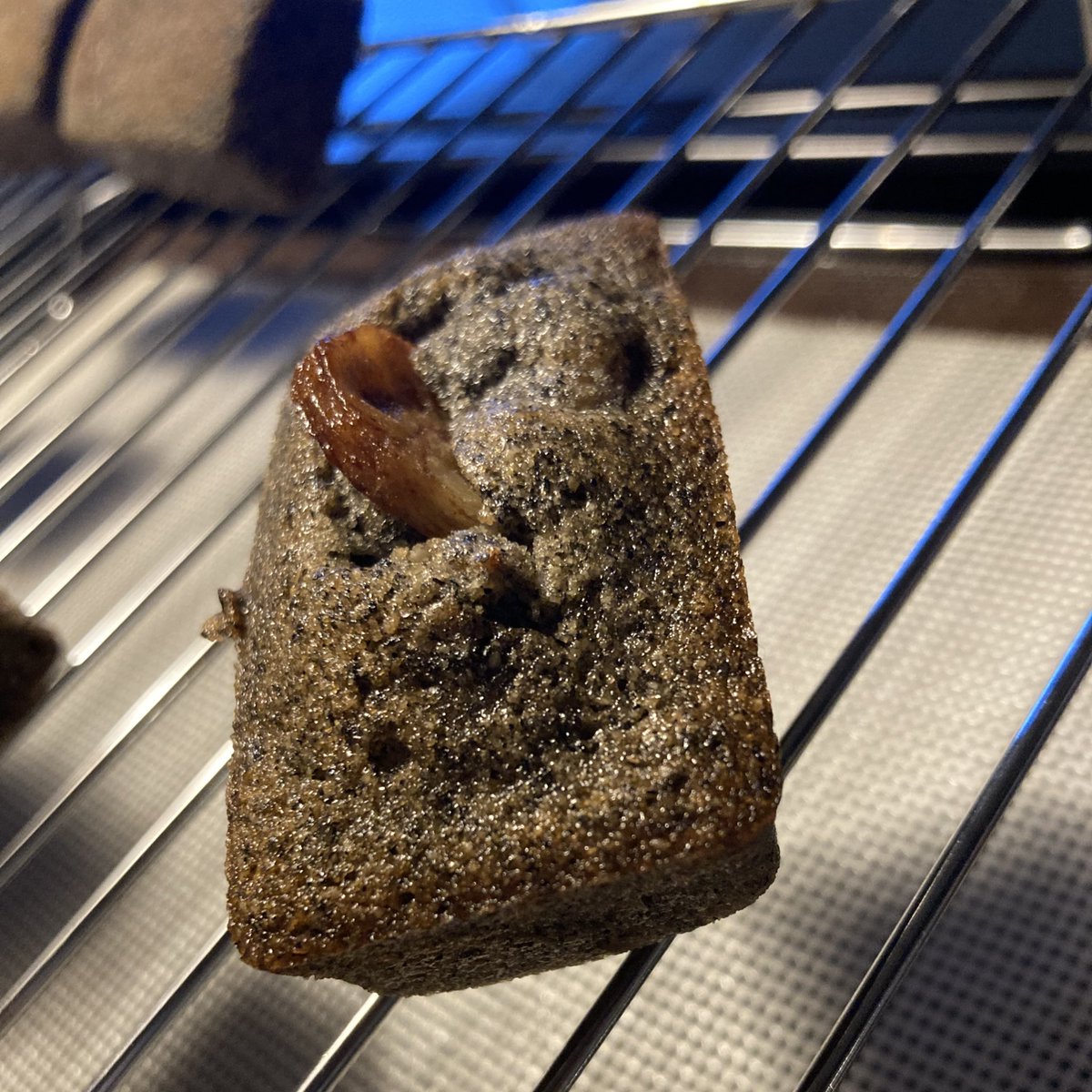 #黒胡麻バナナフィナンシェ 初めてお客様のもとへ