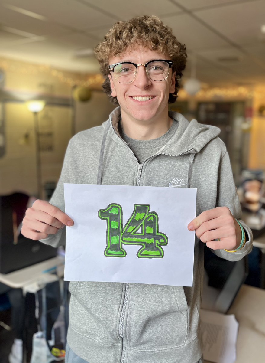 💚 14 days until graduation! 🖤