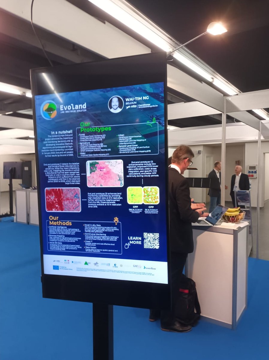 EvoLandEU's tweet image. 🌍 Live from #GEOForum2025! #EvoLand is featured with a poster presentation on next-gen #LandMonitoring.

📍 Wai-Tim Ng (VITO) showcases our 11 prototypes  using EO data, AI &amp;amp; multi-source integration for future @CopernicusLand services.

🔗 More: evo-land.eu/geo-global-for…