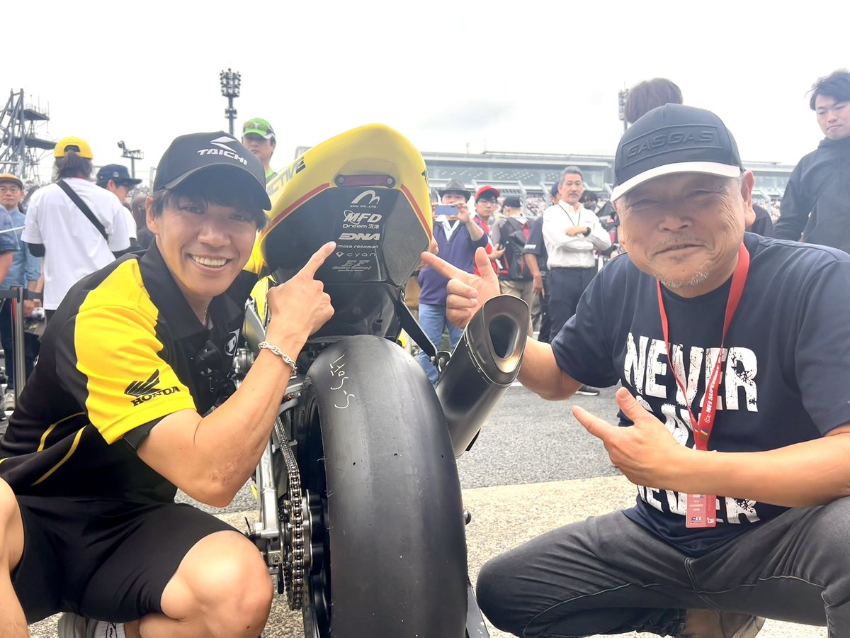 worth_master's tweet photo. 皆さま‼️

今週の10日(土)と11日(日)はホンダドリーム沼津で2025《春の大試乗会》ですよ〜🤗

しかもその試乗会にはあの世界の【長島哲太】選手と、昨年の鈴鹿最終戦MFJ-GPでのJ-GPクラスで3位になった【岡崎静夏】選手も試乗会をサポートしてくれますよ〜💕💕💕

私くし岡本も10日(土)はいますよ！ https://t.co/eXJGIEHnPQ