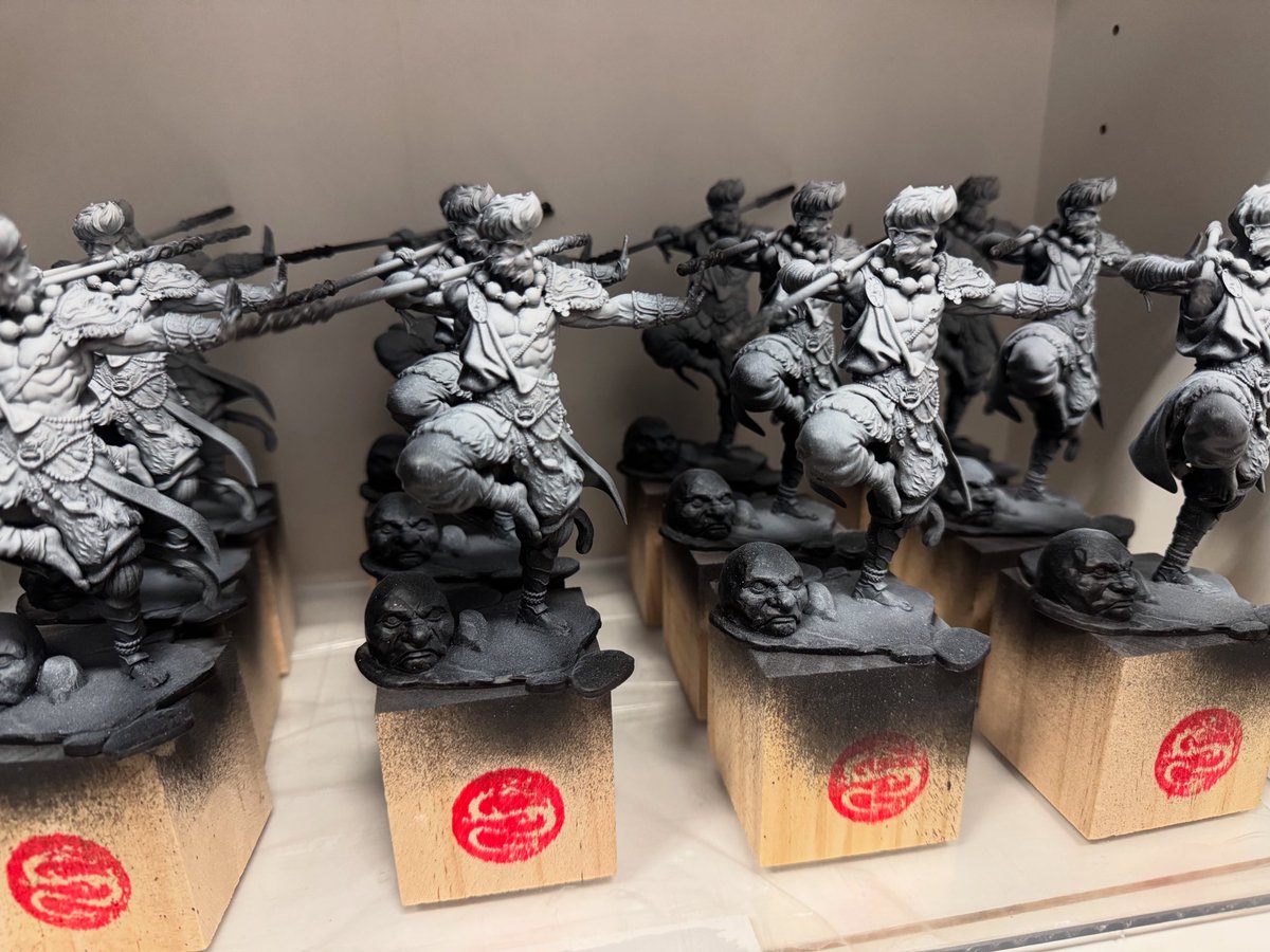 Are you ready for the next painting academy? 🔥
This time the miniature is from @journeyman_miniatures 
You’ll be surprised with the results from the students 🔥😉👌
#happy #hobby #painting #escodabrushes