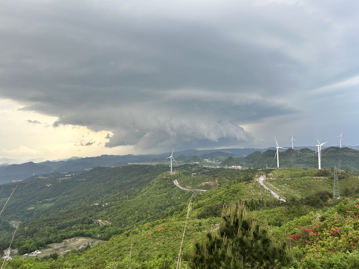 10 fatalities, 70 injuries reported as a intense supercell passed near Qianxi, Guizhou Province on 5/4, local weather station measured 44.7m/s gust as the supercell passed by, four boats overturned and 84 people fall into the river.