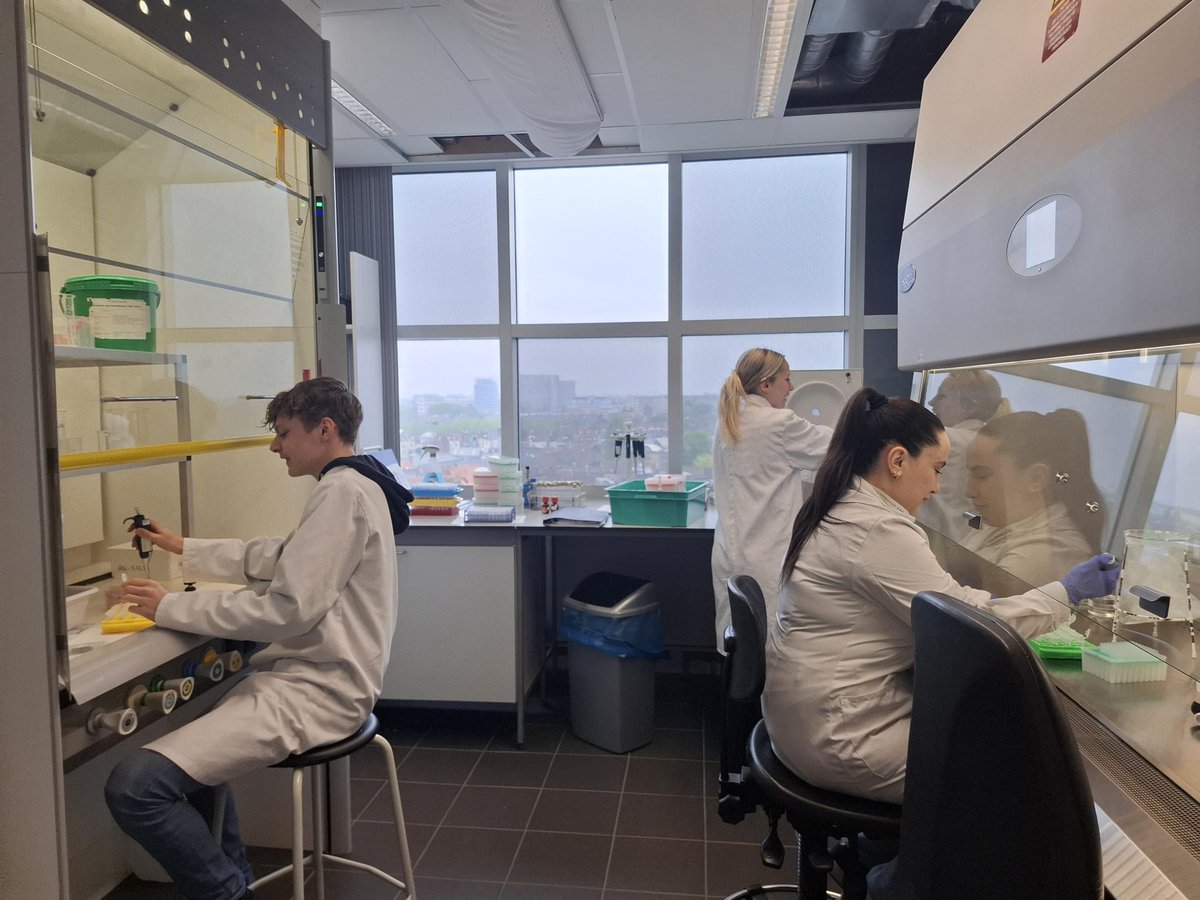🔬 New Blog Alert from the <a href="/ugent/">UGent</a> lab! 🌱

How do scientists isolate microbes that help clean up environmental contaminants? Our latest blog takes you behind the scenes at the @UGent lab, where researchers are identifying and cultivating contaminant-degrading bacteria with big
