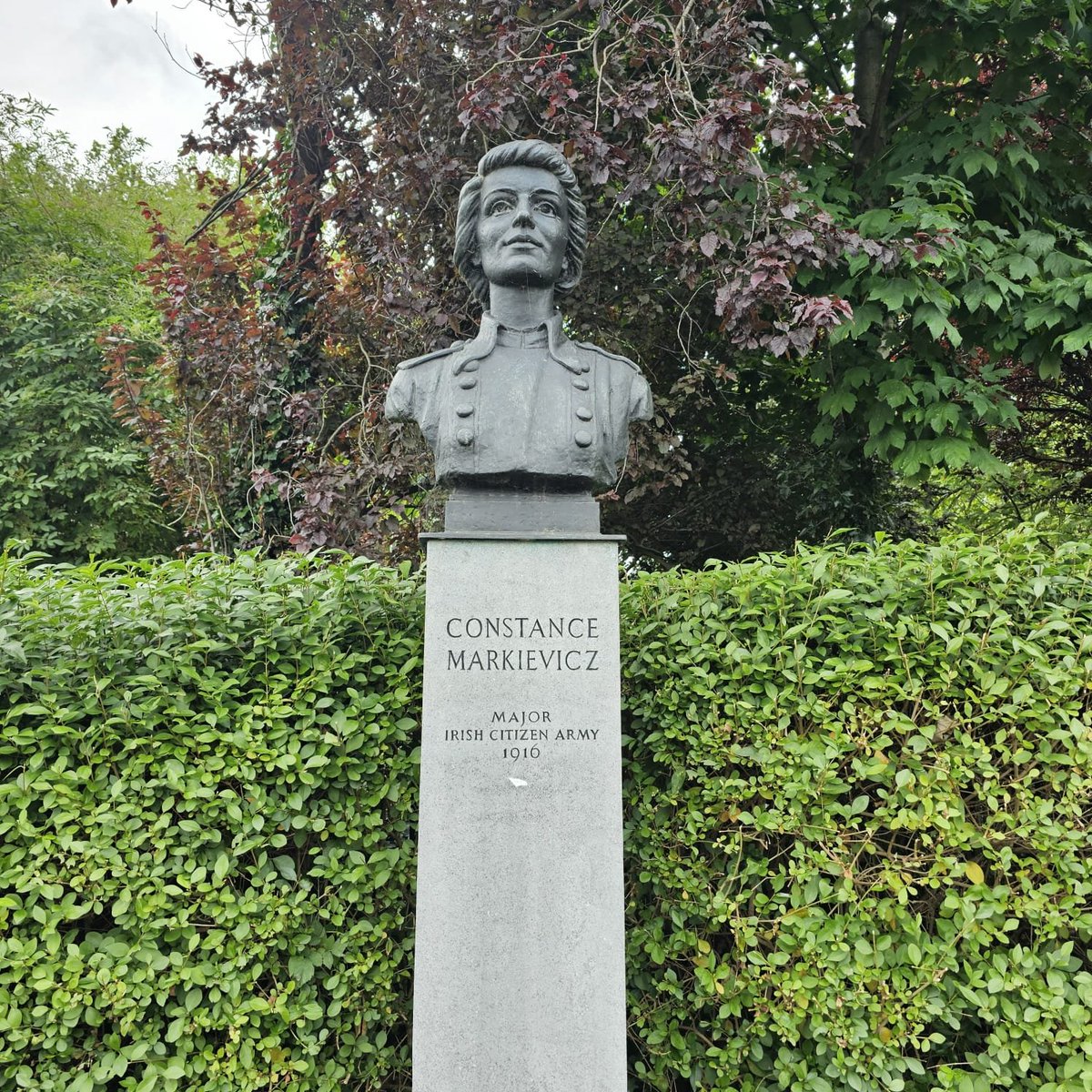 #AlphabetChallenge #WeekSforSilver 

Constance Markievicz, Irish politician, revolutionary, nationalist and suffragist who was the first woman elected to the Parliament of the UK (though she refused to take her seat). First woman in Irish Assembly. 

St. Stephen's Park, #Dublin.