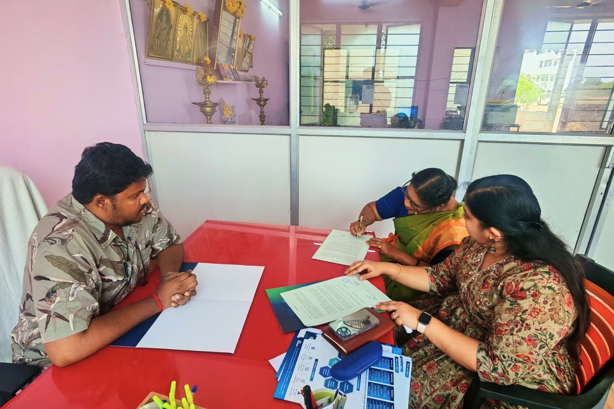 lntedutech's tweet image. L&amp;amp;T EduTech partners with OM Shanti Arts and Science College, Sriperumbudur, to empower 300 learners through the LearnKonnect platform. 

#LnTEduTech #OMShantiCollege #LearnKonnect #FutureReady