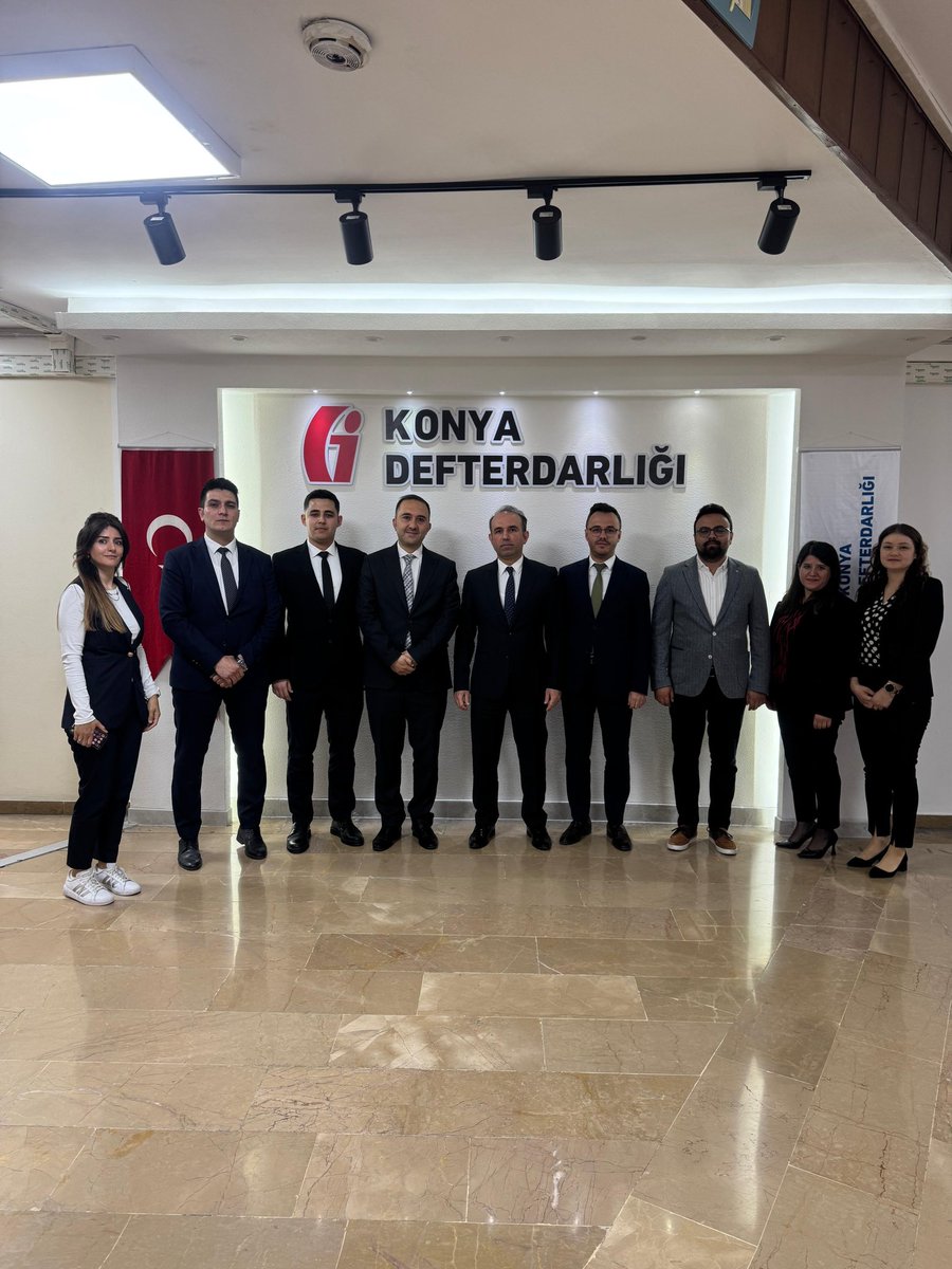 Derneğimizin Konya İl Temsilciliği tarafından Konya Defterdarımız Sn. Yusuf HAMZAOĞLU’na hayırlı olsun ziyaretinde bulunulmuştur. Sn. Defterdarımıza misafirperverliği için teşekkür eder, görevlerinde başarılar dileriz.