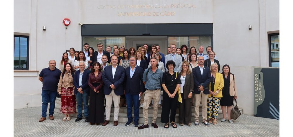 🚀 Nace la Red Andaluza de Universidades Públicas Emprendedoras 🌍
Las universidades andaluzas se unen para impulsar el talento universitario y promover el emprendimiento. ¡Un paso más hacia una región más innovadora!
🔊Más info👉 bit.ly/437y7M6
#UAL #SoyUAL #EmprendeUAL