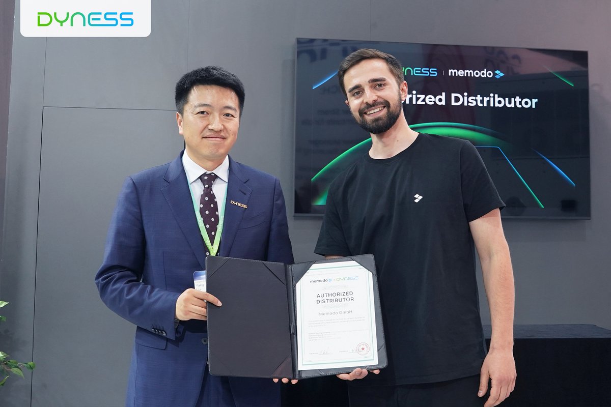 🎉 Delighted to announce that Emil Löffelhardt GmbH &amp; Co. KG has been appointed as an authorized distributor of #Dyness! The signing ceremony took place at Intersolar Europe 2025, marking an exciting new chapter for both companies. 

#DynessAuthorizedDistributor
