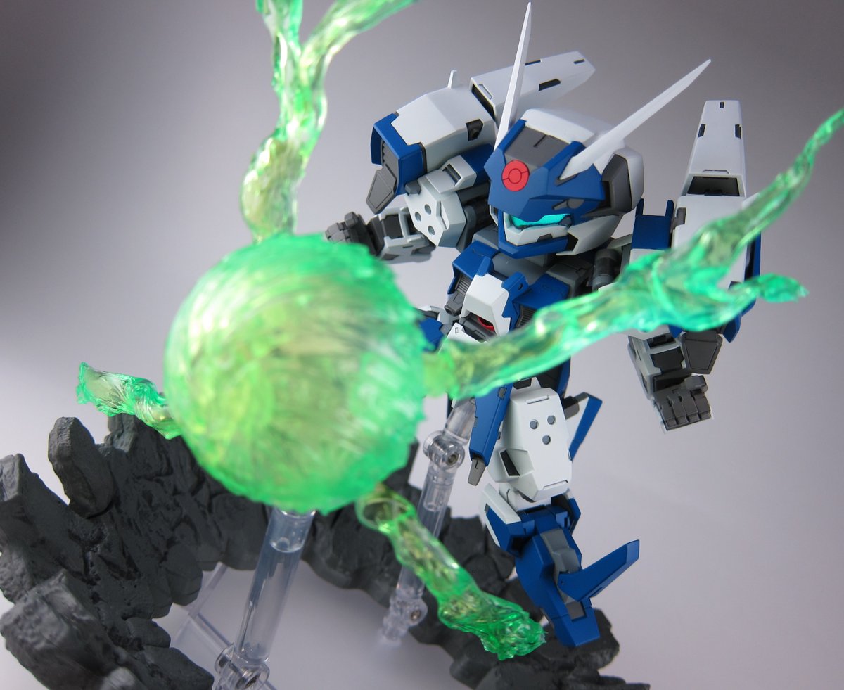 algtrombe's tweet image. 「行くぜ、悪党ども!!
クロスコンバットモード、ゴーッ!」
スーパーロボット大戦Wより、
ヴァルホークをフルスクラッチしました!
以下リプ欄に続く(1/8)
#スパロボ