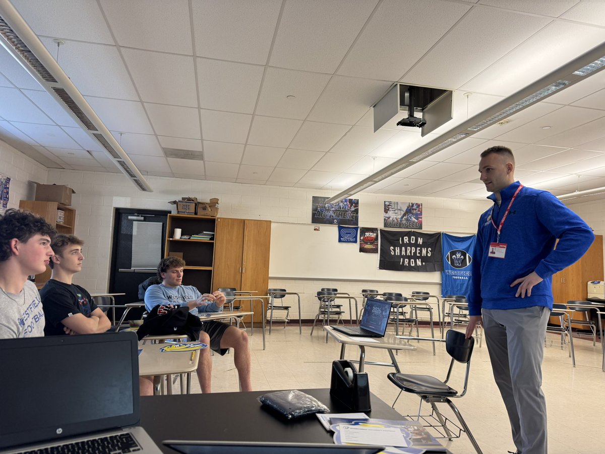 Thanks <a href="/kylegallagher23/">Kyle Gallagher</a> and <a href="/MUCougarsFB/">Misericordia University Football</a> for the visit!!!
