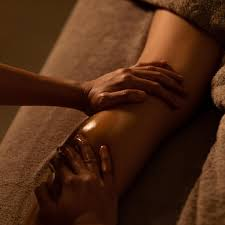 마사지 예약 받아요
지금부터 토요일까지.
DM주세요.