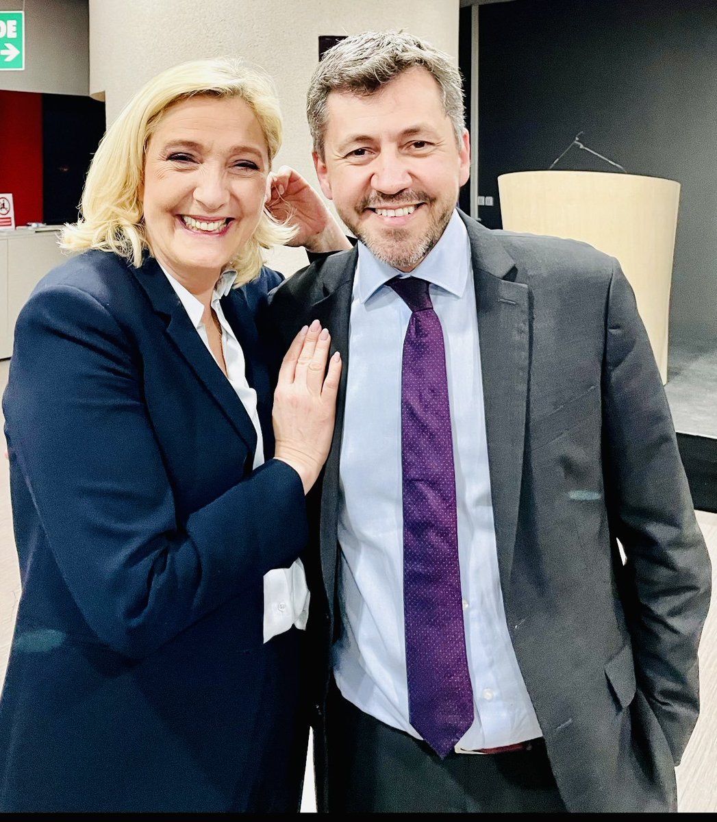 🚨 Une enquête a été ouverte contre le député RN Franck Allisio pour DÉTOURNEMENT DE FONDS PUBLICS.

Il est ACCUSÉ d’avoir utilisé des véhicules de service fournis par la collectivité pour des déplacements à vocation militante, ainsi que les services de deux collaborateurs