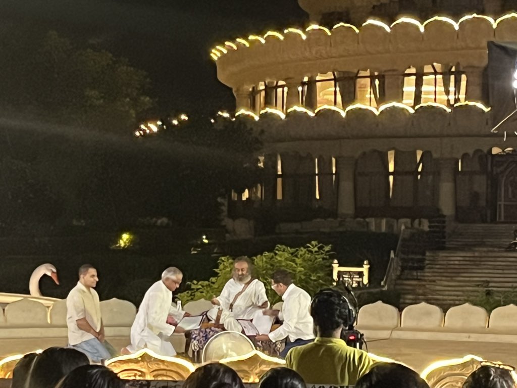 With the blessings of <a href="/Gurudev/">Gurudev Sri Sri Ravi Shankar</a> Cancer Healer Centre has been started in collaboration with Sri Sri Ayurveda Hospital <a href="/SriSri_Hospital/">Sri Sri Ayurveda Hospital</a> and Cancer Healer Centre <a href="/cancerhealer/">Cancer Healer Center</a> . Treatment through immunotherapy.  #Cancer #CancerTreatment #CancerAwareness