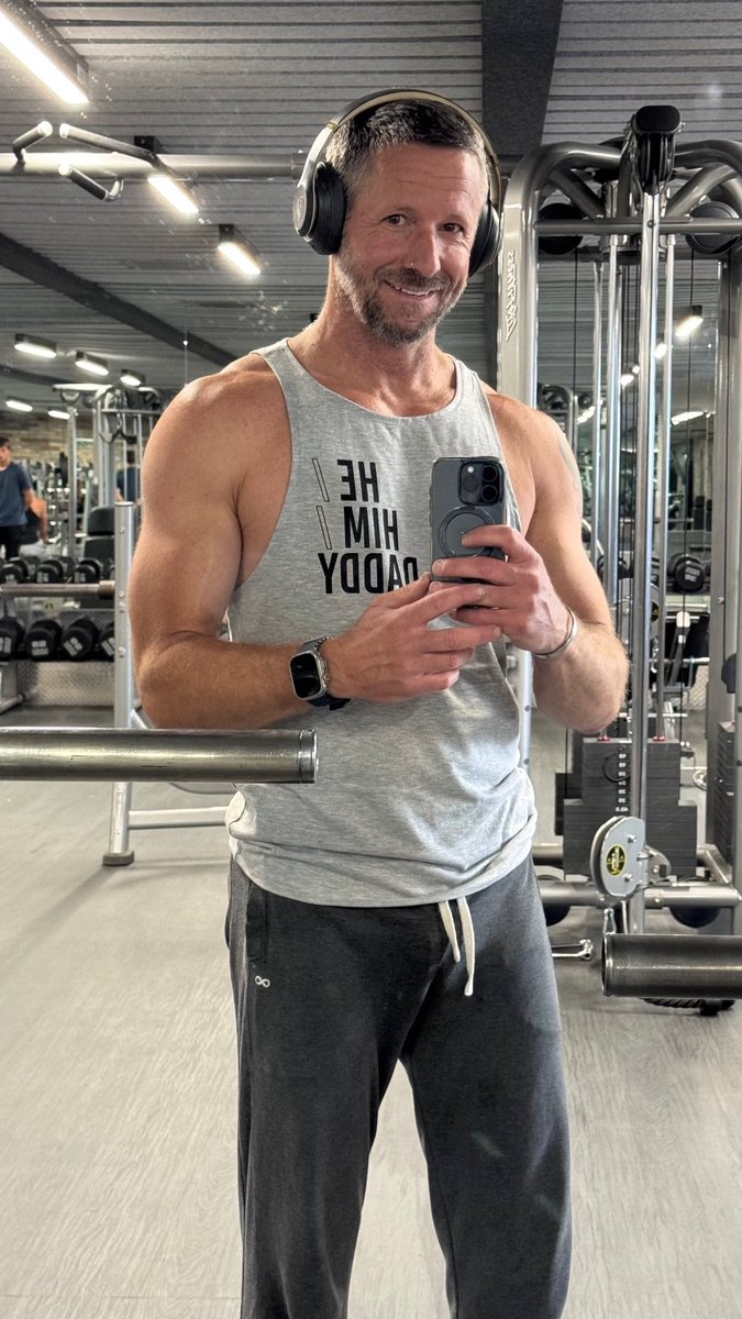 Ryan Clarke tweet media