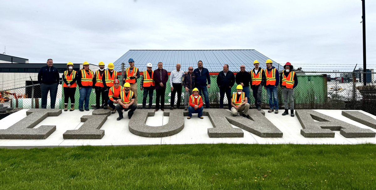 LiUNA! Canada (@liunacanada) on Twitter photo We are starting the day with LiUNA General Secretary Treasurer <a href="/GSTMFSabitoni/">GSTMichaelFSabitoni</a>, LiUNA Intl VP & Canadian Director <a href="/joemancinelli/">Joseph Mancinelli</a> and <a href="/LIUNANewEngland/">LIUNA! New England Region</a> Organizing Director Scott Gustafson here at the LiUNA Local 837 Training Centre, connecting with Level 1 Apprentices ready to get We are starting the day with LiUNA General Secretary Treasurer <a href="/GSTMFSabitoni/">GSTMichaelFSabitoni</a>, LiUNA Intl VP & Canadian Director <a href="/joemancinelli/">Joseph Mancinelli</a> and <a href="/LIUNANewEngland/">LIUNA! New England Region</a> Organizing Director Scott Gustafson here at the LiUNA Local 837 Training Centre, connecting with Level 1 Apprentices ready to get