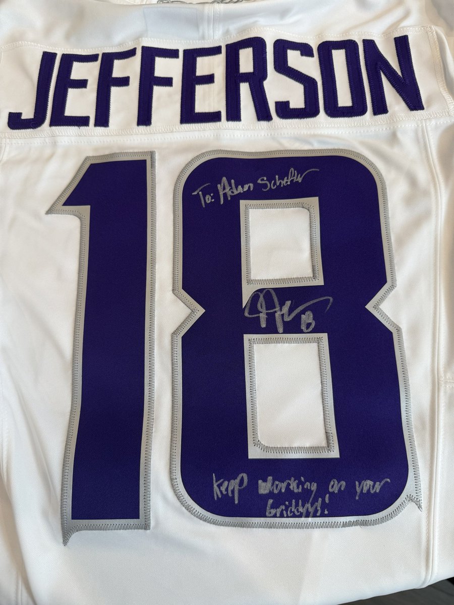 Adam Schefter tweet media