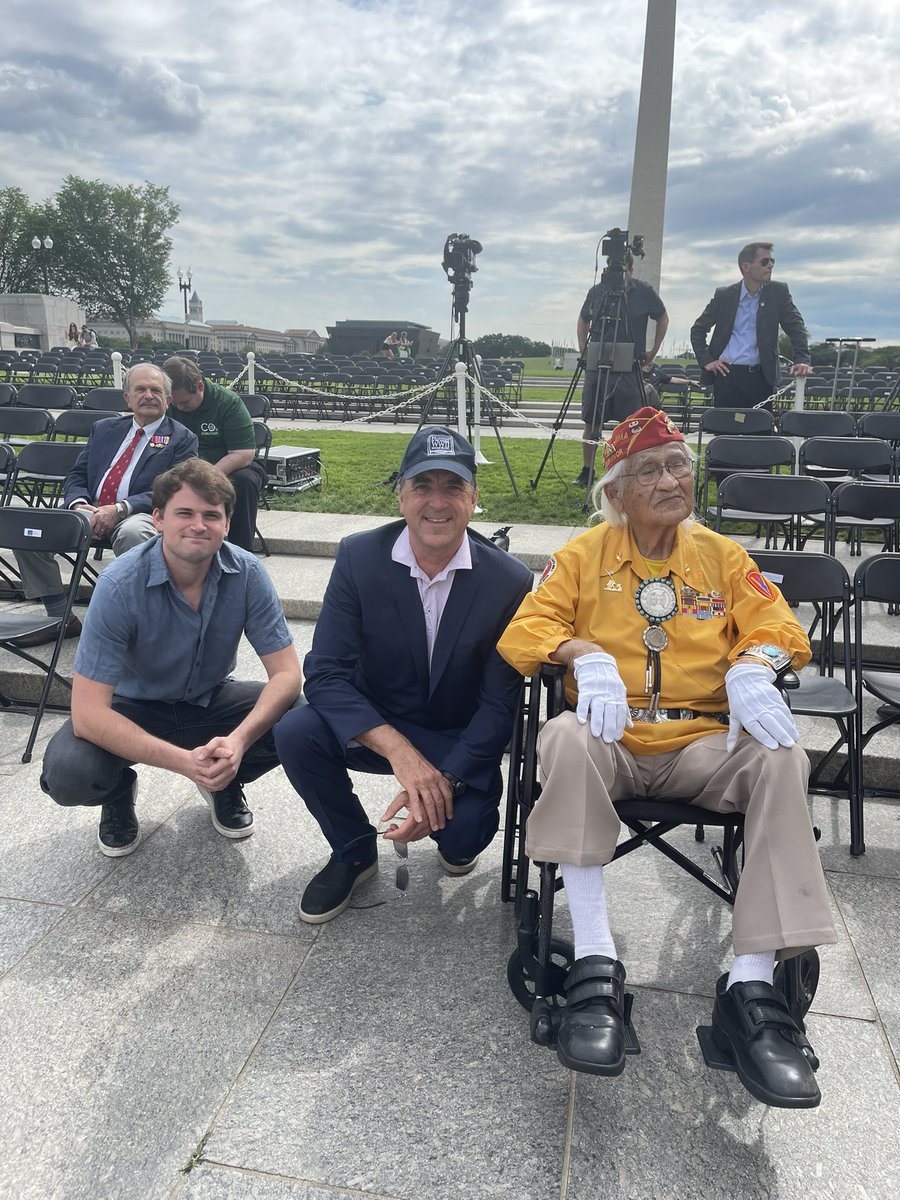 alex kershaw (@kershaw_alex) on Twitter photo With Thomas Begay, last of two Navajo code talkers, and my son, VE Day <a href="/WWIIMemorial/">WWII Memorial Friends</a> With Thomas Begay, last of two Navajo code talkers, and my son, VE Day <a href="/WWIIMemorial/">WWII Memorial Friends</a>