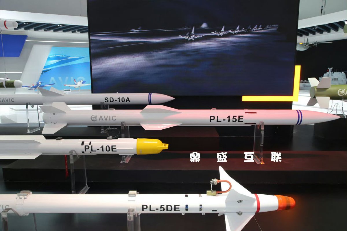 Lraam PL-15、そも中国での分類は中距離空対空ミサイル(MRAAM)なので当然対戦闘機戦やるんですよ。 AWACS等の大型高価値目標向けの ...