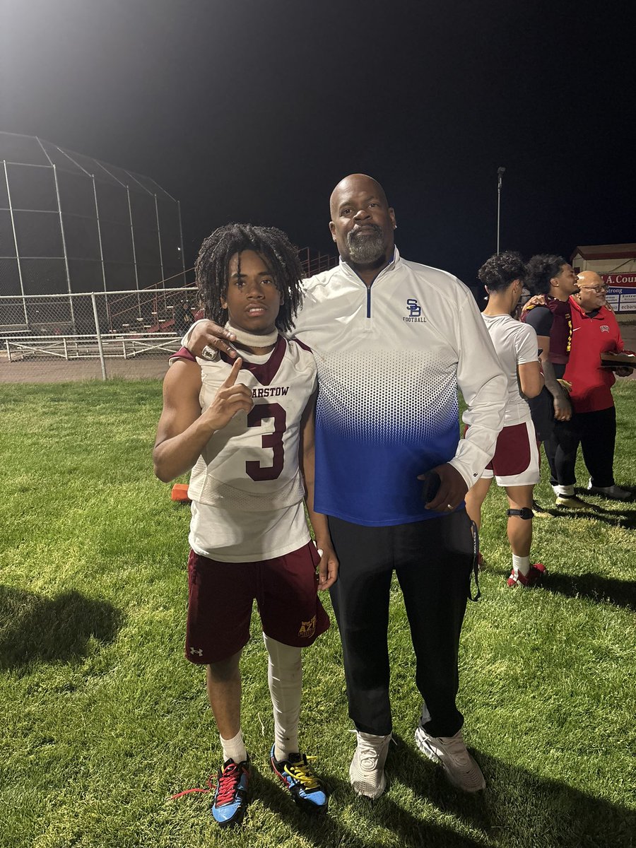 Kamari Maloy (@kamari_wxvy) on Twitter photo Blessed to perform infront of <a href="/CoachG_SBVC/">Coach Keenan Gardner</a> & <a href="/CoachLogo/">Ricky Logo</a> Last Night at BHS College Showcase.
<a href="/CoachWeev_Goat/">Coach Weev</a> <a href="/BarstowFTBL/">Barstow Football</a> <a href="/Coach_Clay7/">Coach Clay</a> Blessed to perform infront of <a href="/CoachG_SBVC/">Coach Keenan Gardner</a> & <a href="/CoachLogo/">Ricky Logo</a> Last Night at BHS College Showcase.
<a href="/CoachWeev_Goat/">Coach Weev</a> <a href="/BarstowFTBL/">Barstow Football</a> <a href="/Coach_Clay7/">Coach Clay</a>