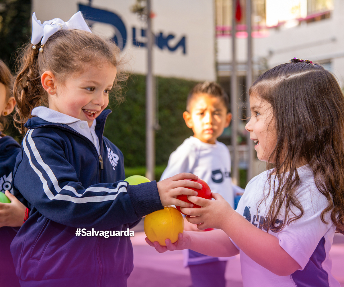 El respeto y la empatía se enseñan, se viven y se refuerzan todos los días.
Trabajamos en comunidad para construir una cultura de paz y respeto.

Porque crecer también es aprender a convivir.

#Olinca #WeAreCognita #Salvaguarda #Antibullying #CreciendoJuntos