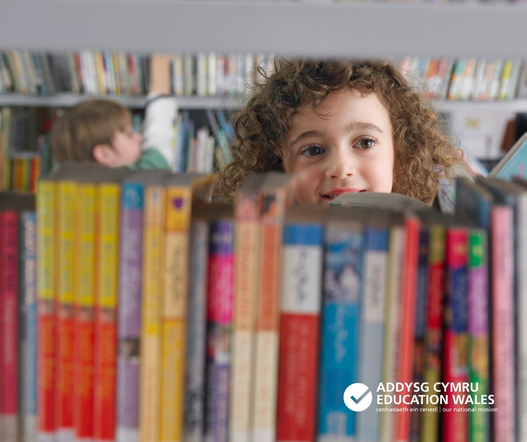 Want to help your child learn to read? We've got you covered!  

From early skills to phonics - discover practical tips to support your little one's reading journey. 

Get our free guide for parents and carers here: hwb.gov.wales/repository/res… 

#Adnodd
