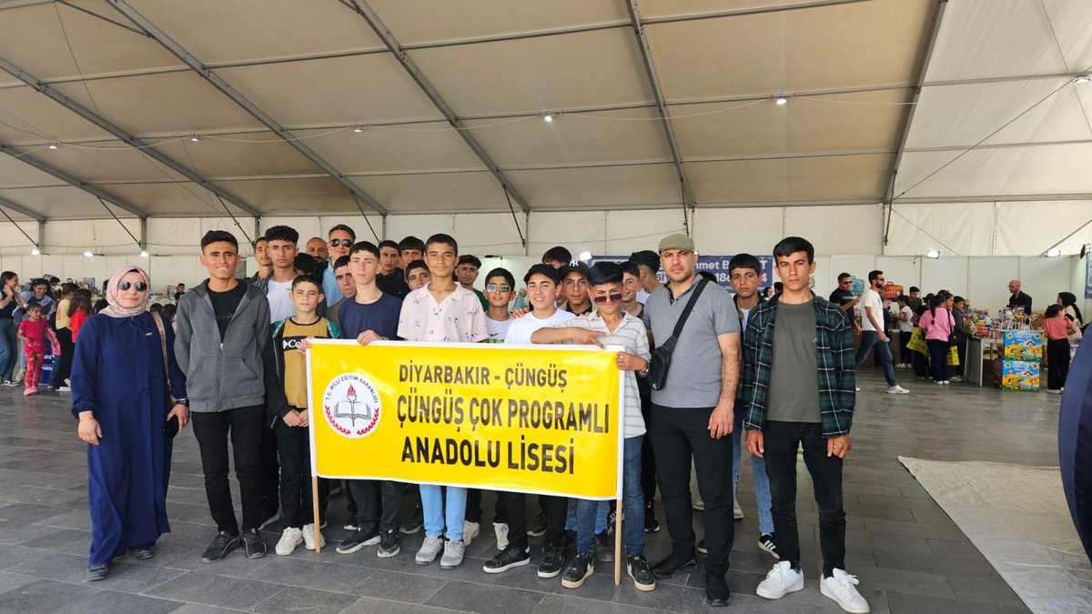 Çüngüş Çok Programlı Anadolu Lisesi (@cunguscpal) on Twitter photo Öğrencilerimizle birlikte
🔶Çermik kitap fuarı ve
🔷 Diyarbakır Kitap Fuarı’na katılım sağladık. Destekleri için Kaymakamımız Sayın <a href="/gokhan_dolas/">Gökhan DOLAŞ</a>’a, Belediye Baskanımız Sn. <a href="/akmeseasuat/">Ali Suat AKMEŞE</a> ve İlçe Millî Eğitim Müdürümüz Sayın <a href="/CevatBaran9/">Cevat Baran</a>’a teşekkür ederiz. Öğrencilerimizle birlikte
🔶Çermik kitap fuarı ve
🔷 Diyarbakır Kitap Fuarı’na katılım sağladık. Destekleri için Kaymakamımız Sayın <a href="/gokhan_dolas/">Gökhan DOLAŞ</a>’a, Belediye Baskanımız Sn. <a href="/akmeseasuat/">Ali Suat AKMEŞE</a> ve İlçe Millî Eğitim Müdürümüz Sayın <a href="/CevatBaran9/">Cevat Baran</a>’a teşekkür ederiz.