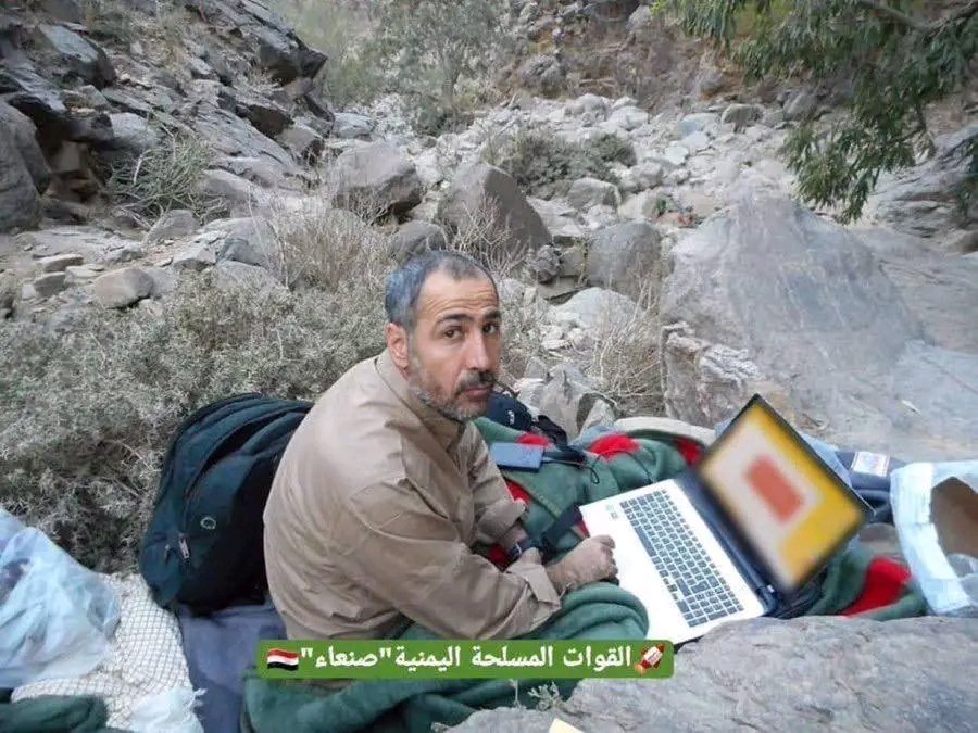 بمناسبة فرض الحوثيين حصارًا جويًا على إسرائيل، لا بد من التذكير بفضل حزب الله في هذه الحرب، وفي ما سبقها.

حين أطلق الخليجيون “عاصفة الحزم” ضد اليمن، لم يتأخر حزب الله، بل سارع بإرسال القائد محمد حسين سرور، المعروف بـ”أبو صالح”، قائد القوة الصاروخية في الحزب، ذلك الرجل الذي لم
