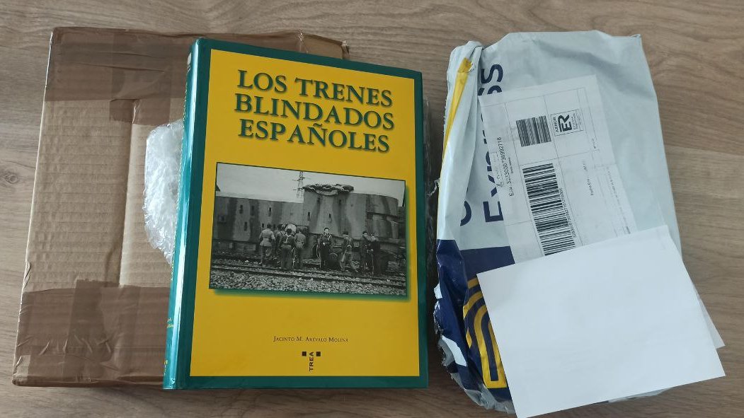 FullSupervision's tweet image. Ilusión tremenda la de por fin hacer este unboxing
