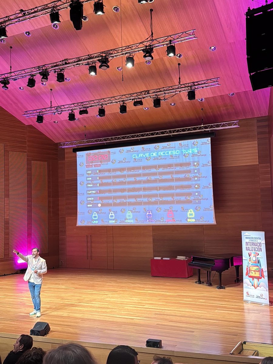 Hoy hemos estado en la I Jornada Autonómica de Internacionalización 

#cracarracillo #escuelarural❤️ #internacionalización #internacionalizacyl #erasmusplus #erasmuslife #acreditacionerasmusplus #etwinning #sepie_gob #jcyl #sharingexperiences #alwayslearning