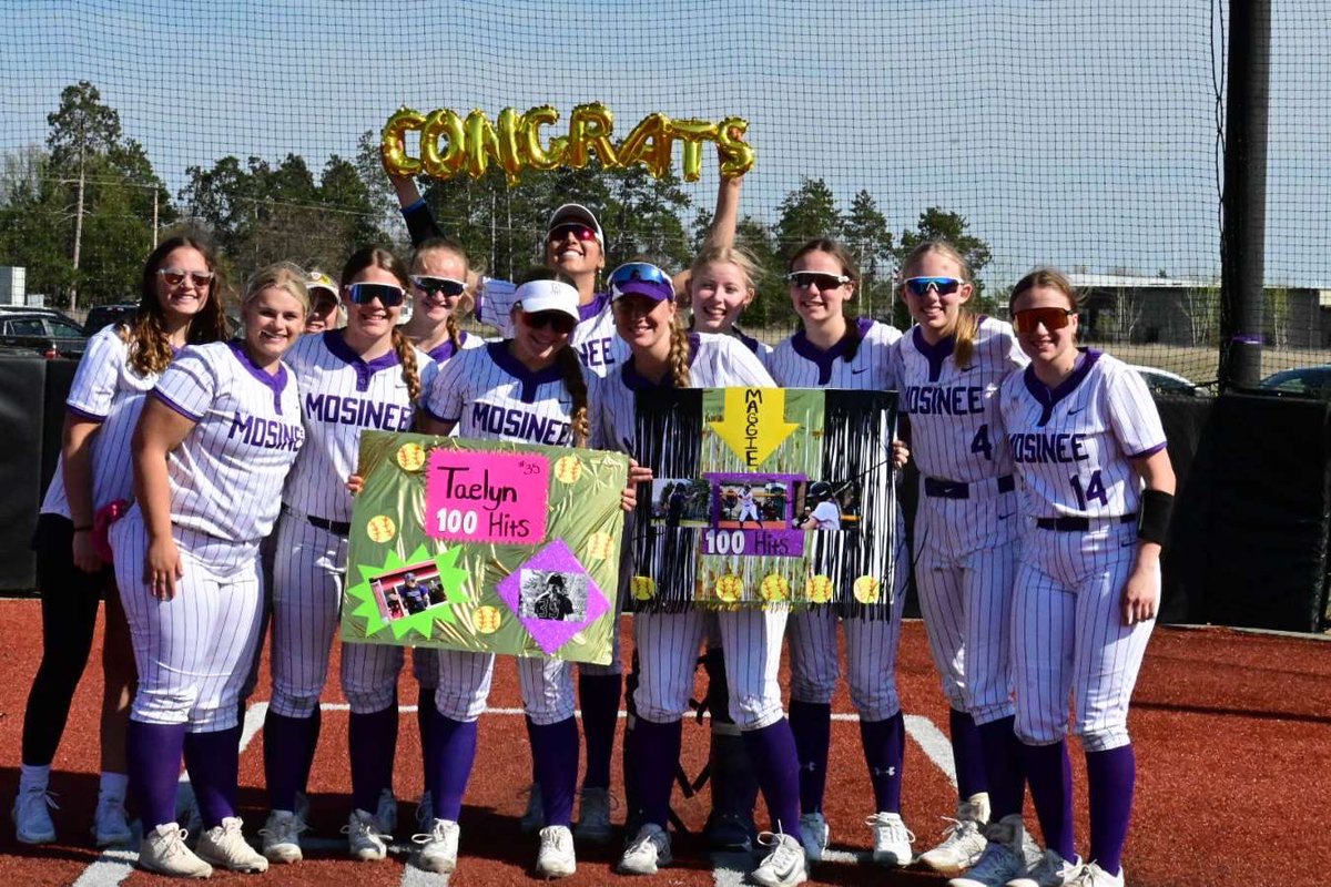 Brooklyn Simonis 2026 (@brsimonis17) on Twitter photo Great game last night against medford!! We won 11-1 in 5 innings! I went 2-3 with a single and a HR!! Teacher appreciation night and we also celebrated <a href="/taelynj35/">Taelyn Jirschele</a> and Maggie’s 100 career hits! Game #3 of this week, 3 more to go!! Great game last night against medford!! We won 11-1 in 5 innings! I went 2-3 with a single and a HR!! Teacher appreciation night and we also celebrated <a href="/taelynj35/">Taelyn Jirschele</a> and Maggie’s 100 career hits! Game #3 of this week, 3 more to go!!
