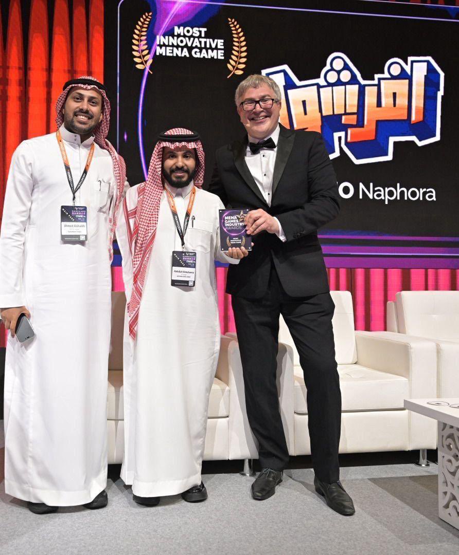 الحمد لله فزنا اليوم بجائزة أفضل لعبة مبتكرة في الشرق الأوسط لـ <a href="/afrsho/">افرشوا | AFRSHO</a> 🔥
شكراً  لكل من كان خلف هذا النجاح، خصوصاً فريق نافورا  <a href="/NAPHORAGG/">NAPHORA</a> و استديو رهيبين <a href="/raheebeen/">Raheebeen Studio | رهيبين ستوديو</a> 
والجاي أقوى بدعمكم إن شاء الله 🫡