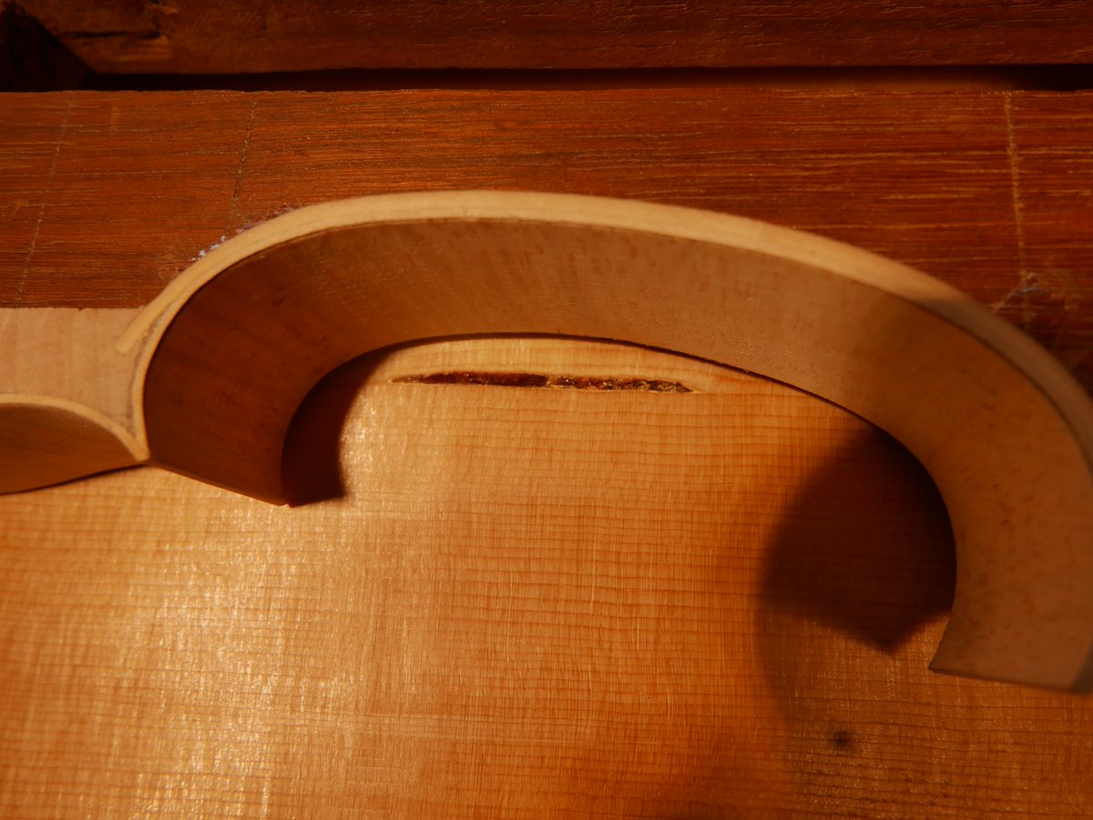 FAITH

While planing the wood for the topblade, a resin pocket appeared, a big one. Would my top be worthless? No, I have faith, and it appeared to fall just perfectly outside  the C-bout.

#violin #violinmaker