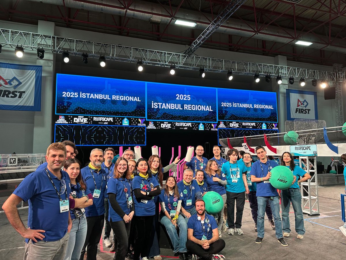 ersinkopuz's tweet image. 🚀 Gençlerin teknolojiye olan ilgisini artırmak ve STEAM eğitimlerini yaygınlaştırmak amacıyla düzenlenen liseler arası robotik yarışması FIRST®️,İstanbul Fuar Merkezi&apos;nde gerçekleşti. 

🏆Sosyal etki odağındaki projelere, jüri olarak katkı sağladım.

#RoboticsForYouth