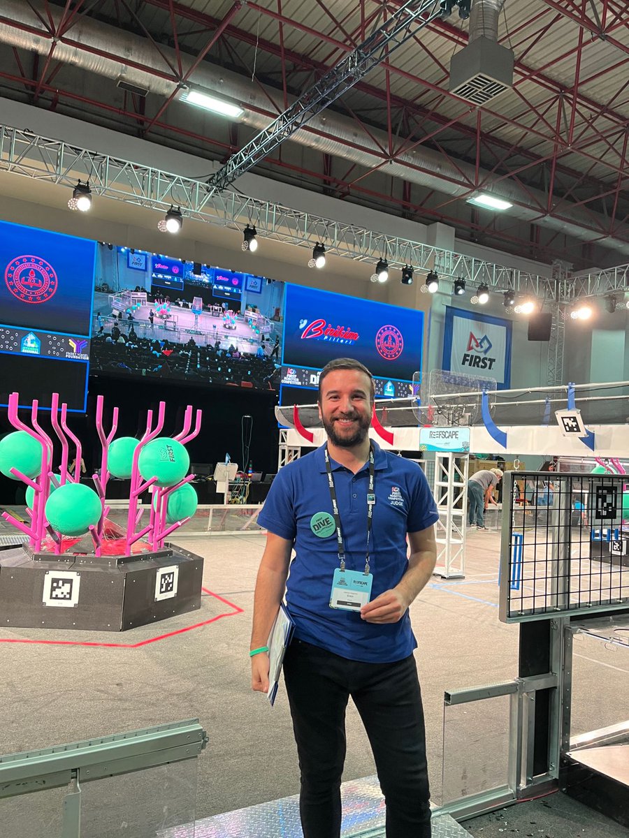 ersinkopuz's tweet image. 🚀 Gençlerin teknolojiye olan ilgisini artırmak ve STEAM eğitimlerini yaygınlaştırmak amacıyla düzenlenen liseler arası robotik yarışması FIRST®️,İstanbul Fuar Merkezi&apos;nde gerçekleşti. 

🏆Sosyal etki odağındaki projelere, jüri olarak katkı sağladım.

#RoboticsForYouth