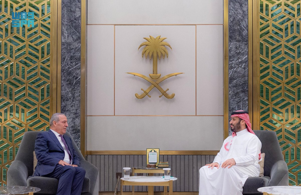 #Jeddah | HRH the Crown Prince received the Vice President of the State of #Palestine, during which they discussed developments in Palestine and explored ways to strengthen joint efforts in support of the Palestinian cause and people.