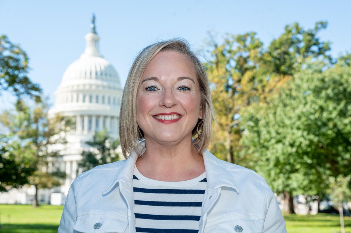 Join IPR on Monday, May 12 in Norris University Center at 12 p.m. to hear from Johns Hopkins sociologist <a href="/Stefanie_DeLuca/">Stefanie DeLuca</a>, who will discuss her research on barriers to finding housing and their impact on neighborhood income segregation. Register today: spr.ly/6010Nyb9M