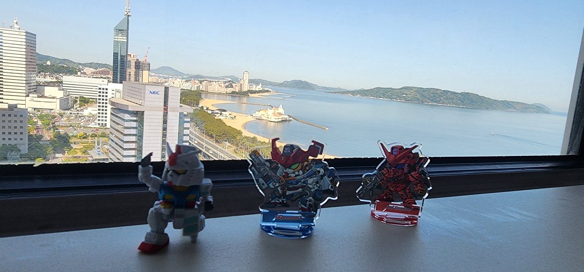 CRAZYDOX01's tweet photo. LaLaport vGUNDAM
ShinShin ramen
Fukuoka sea hawk Hilton https://t.co/7fFH3K65No