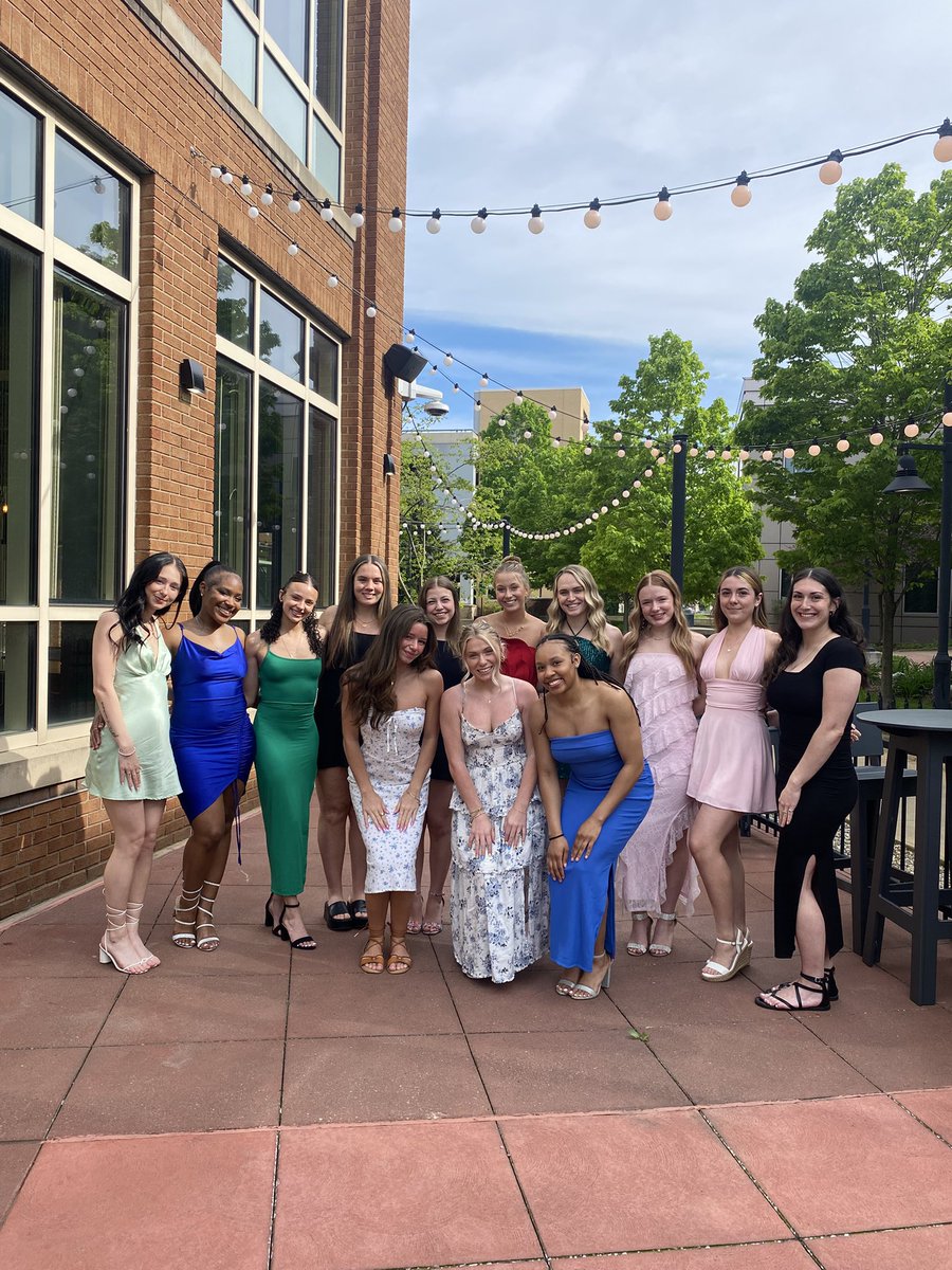 Cleveland State University Cheerleading tweet media