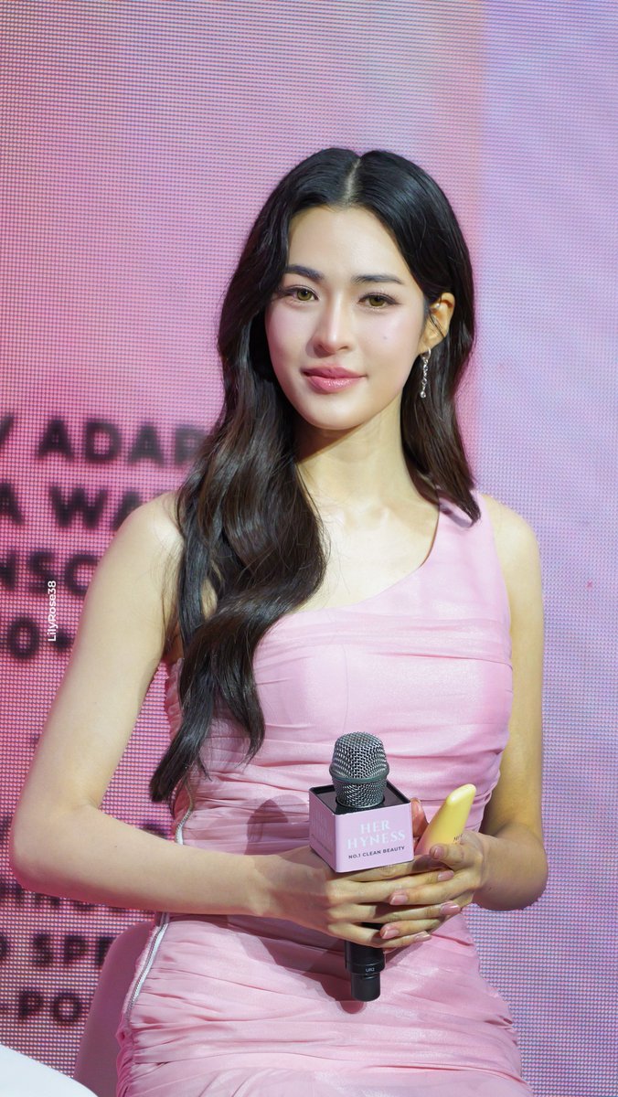 LilyRose38_TH's tweet photo. 💗

LINGLING BA HER HYNESS
#HerHynessXLingling https://t.co/HNQKQcG2rZ