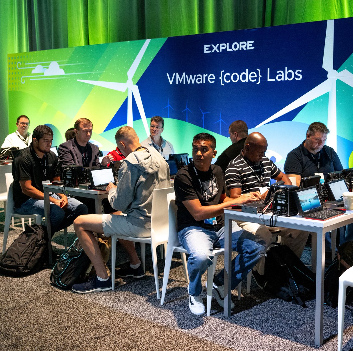 vmwarecode's tweet image. 📣 Announcing the #VMwareCommunity LinkedIn Page! 

We’ve created a new space just for you. Stay connected with all things Community— {code}, VMUG, vExpert, CMTY Forums, plus Explore activities—all in one place. 

🗣️ Follow &amp;amp; be part of the conversation: brcm.tech/4jzUNf3